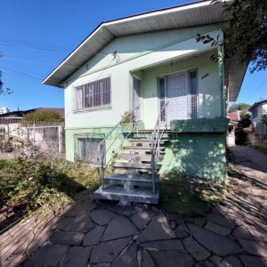 Casa com 96m², 3 dormitórios, 1 vaga, no bairro Bela Vista em Caxias do Sul para Alugar