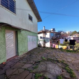 Casa com 96m², 3 dormitórios, 1 vaga, no bairro Bela Vista em Caxias do Sul para Alugar