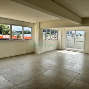 Sala com 86m², 1 vaga, no bairro Pio X em Caxias do Sul para Alugar