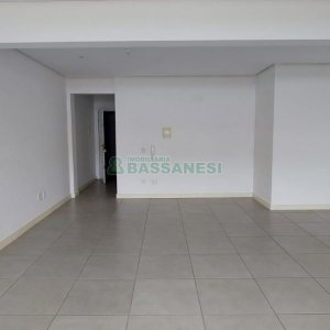 Sala com 50m², 1 vaga, no bairro Pio X em Caxias do Sul para Alugar