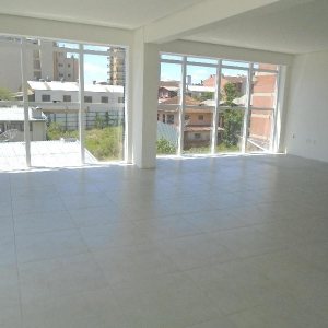Sala com 50m², 1 vaga, no bairro Pio X em Caxias do Sul para Alugar