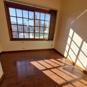 Apartamento com 100m², 3 dormitórios, 2 vagas, no bairro São Pelegrino em Caxias do Sul para Alugar ou Comprar