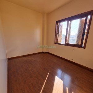 Apartamento com 100m², 3 dormitórios, 2 vagas, no bairro São Pelegrino em Caxias do Sul para Alugar ou Comprar