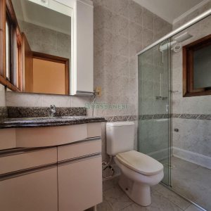 Apartamento com 100m², 3 dormitórios, 2 vagas, no bairro São Pelegrino em Caxias do Sul para Alugar ou Comprar