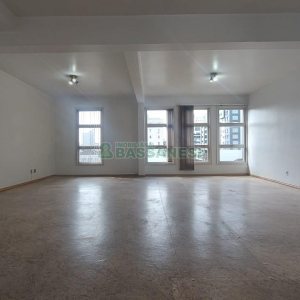 Sala com 60m², no bairro Centro em Caxias do Sul para Alugar