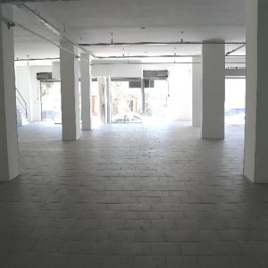 Loja com 1000m², no bairro Lourdes em Caxias do Sul para Alugar ou Comprar