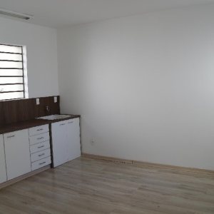 Loja com 1000m², no bairro Lourdes em Caxias do Sul para Alugar ou Comprar