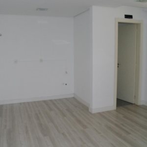 Loja com 1000m², no bairro Lourdes em Caxias do Sul para Alugar ou Comprar