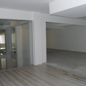 Loja com 1000m², no bairro Lourdes em Caxias do Sul para Alugar ou Comprar