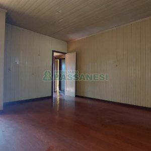 Casa com 330m², 3 dormitórios, 2 vagas, no bairro Rio Branco em Caxias do Sul para Comprar