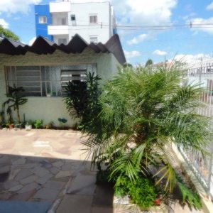 Casa, 3 dormitórios, 4 vagas, no bairro Bela Vista em Caxias do Sul para Comprar