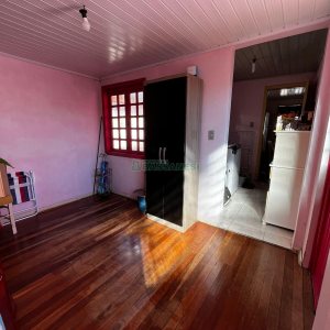 Casa com 194m², 6 dormitórios, 1 vaga, no bairro São Caetano em Caxias do Sul para Alugar ou Comprar