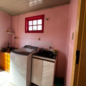 Casa com 194m², 6 dormitórios, 1 vaga, no bairro São Caetano em Caxias do Sul para Alugar ou Comprar