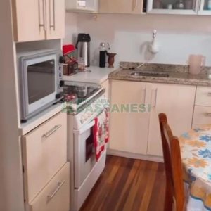 Casa com 194m², 6 dormitórios, 1 vaga, no bairro São Caetano em Caxias do Sul para Comprar