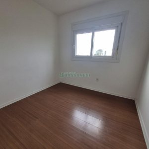 Apartamento com 110m², 3 dormitórios, 2 vagas, no bairro Rio Branco em Caxias do Sul para Alugar
