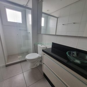 Apartamento com 110m², 3 dormitórios, 2 vagas, no bairro Rio Branco em Caxias do Sul para Alugar