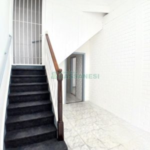 Sala com 150m², no bairro Centro em Caxias do Sul para Alugar