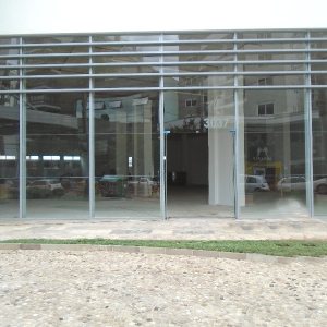 Loja com 501m², no bairro Cinqüentenário em Caxias do Sul para Alugar