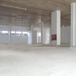 Loja com 501m², no bairro Cinqüentenário em Caxias do Sul para Alugar
