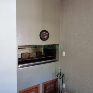 Casa com 365m², 3 dormitórios, 2 vagas, no bairro Jardim América em Caxias do Sul para Comprar