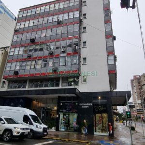 Sala com 81m², no bairro São Pelegrino em Caxias do Sul para Comprar