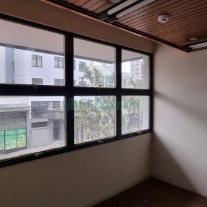 Sala com 81m², no bairro São Pelegrino em Caxias do Sul para Comprar