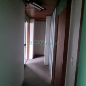 Sala com 81m², no bairro São Pelegrino em Caxias do Sul para Comprar