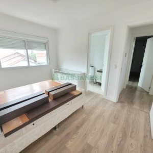 Apartamento com 82m², 2 dormitórios, 2 vagas, no bairro Desvio Rizzo em Caxias do Sul para Alugar