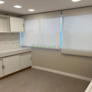 Sala Mobiliada com 40m², 2 vagas, no bairro Sanvitto em Caxias do Sul para Comprar