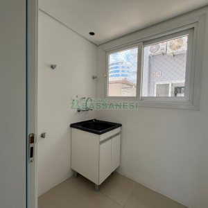 Apartamento com 96m², 2 dormitórios, 2 vagas, no bairro Panazzolo em Caxias do Sul para Alugar ou Comprar