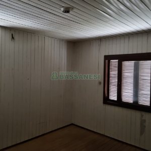 Casa com 255m², no bairro Universitário em Caxias do Sul para Comprar