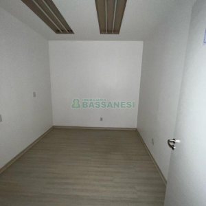 Loja com 200m², no bairro Centro em Caxias do Sul para Alugar