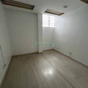 Loja com 200m², no bairro Centro em Caxias do Sul para Alugar