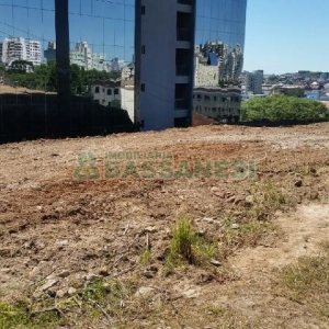 Terreno com 2350m², no bairro Lourdes em Caxias do Sul para Alugar
