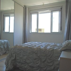 Apto Mobiliado com 68m², 2 dormitórios, 1 vaga, no bairro Rio Branco em Caxias do Sul para Alugar