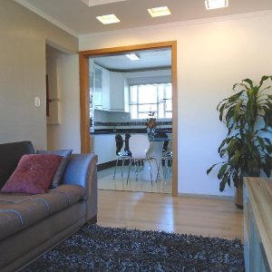 Apto Mobiliado com 68m², 2 dormitórios, 1 vaga, no bairro Rio Branco em Caxias do Sul para Alugar