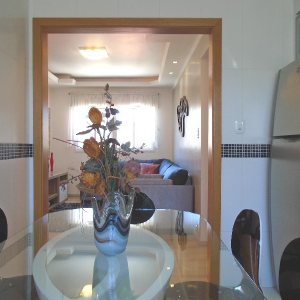 Apto Mobiliado com 68m², 2 dormitórios, 1 vaga, no bairro Rio Branco em Caxias do Sul para Alugar