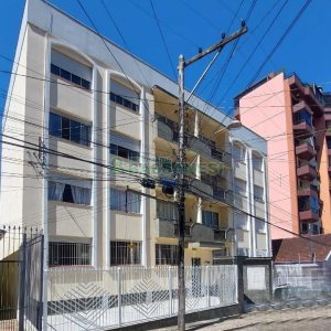 Apartamento, 3 dormitórios, 2 vagas, no bairro Madureira em Caxias do Sul para Alugar
