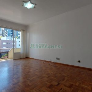 Apartamento, 3 dormitórios, 2 vagas, no bairro Madureira em Caxias do Sul para Alugar