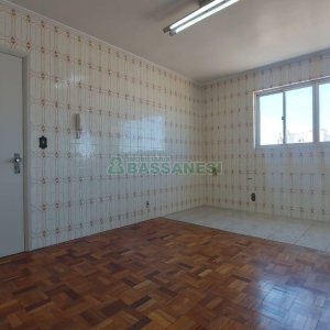 Apartamento, 3 dormitórios, 2 vagas, no bairro Madureira em Caxias do Sul para Alugar