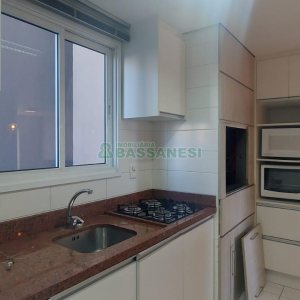 Apto Mobiliado com 85m², 2 dormitórios, 1 vaga, no bairro Villagio Iguatemi em Caxias do Sul para Alugar