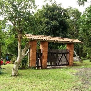 Chácara com 100m², 3 dormitórios, 1 vaga, no bairro Vila Cristina em Caxias do Sul para Comprar