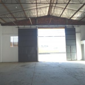 Pavilhão com 156m², no bairro Pio X em Caxias do Sul para Comprar