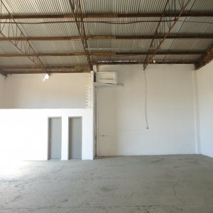 Pavilhão com 156m², no bairro Pio X em Caxias do Sul para Comprar