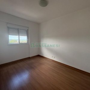 Apartamento com 54m², 2 dormitórios, 1 vaga, no bairro Petrópolis em Caxias do Sul para Alugar