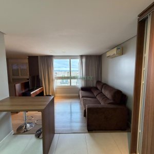 Apto Mobiliado com 42m², 1 dormitório, 1 vaga, no bairro Villagio Iguatemi em Caxias do Sul para Alugar