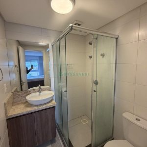 Apto Mobiliado com 42m², 1 dormitório, 1 vaga, no bairro Villagio Iguatemi em Caxias do Sul para Alugar