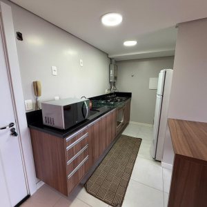 Apto Mobiliado com 42m², 1 dormitório, 1 vaga, no bairro Villagio Iguatemi em Caxias do Sul para Alugar