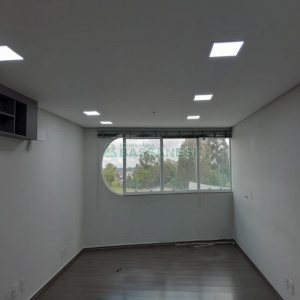 Sala com 38m², 1 vaga, no bairro Villagio Iguatemi em Caxias do Sul para Alugar