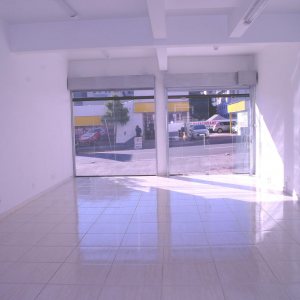 Loja com 160m², 1 vaga, no bairro Pio X em Caxias do Sul para Alugar